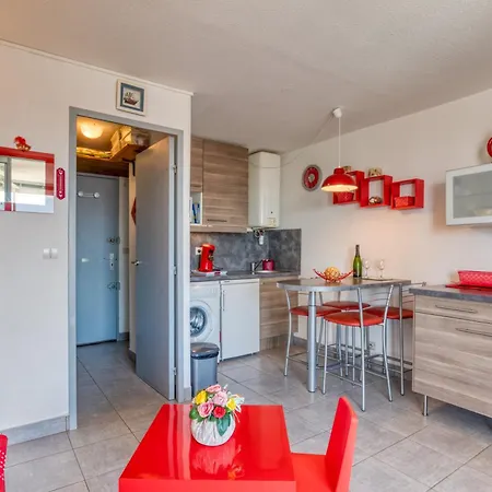 Cap D'agde, T1 Renove Avec Vue Agde